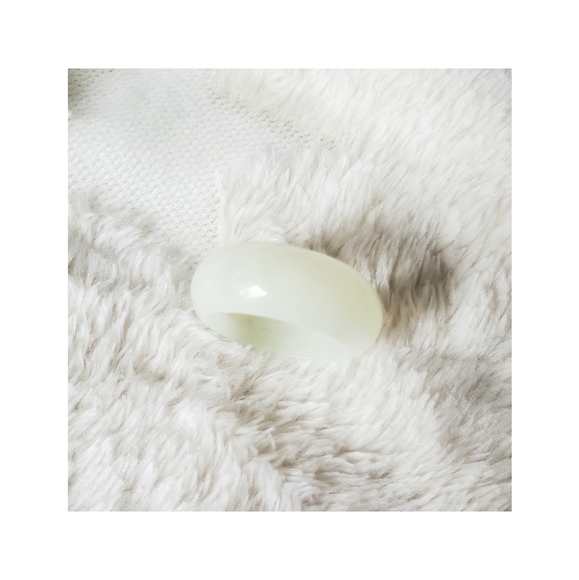 Stone ring  size 91/2- 10 aprox.NWOT - Picture 1 of 4